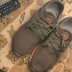 New Balance 247 Runners